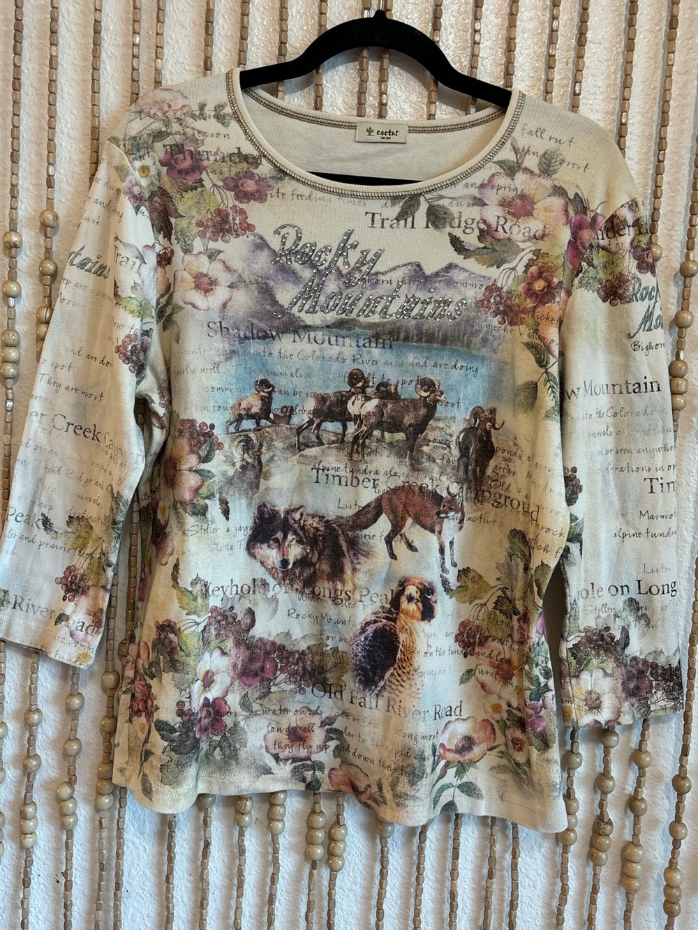Vintage Y2K Rocky Mountain Animal Print Wolf Fox Floral Embellished Stretch Top
